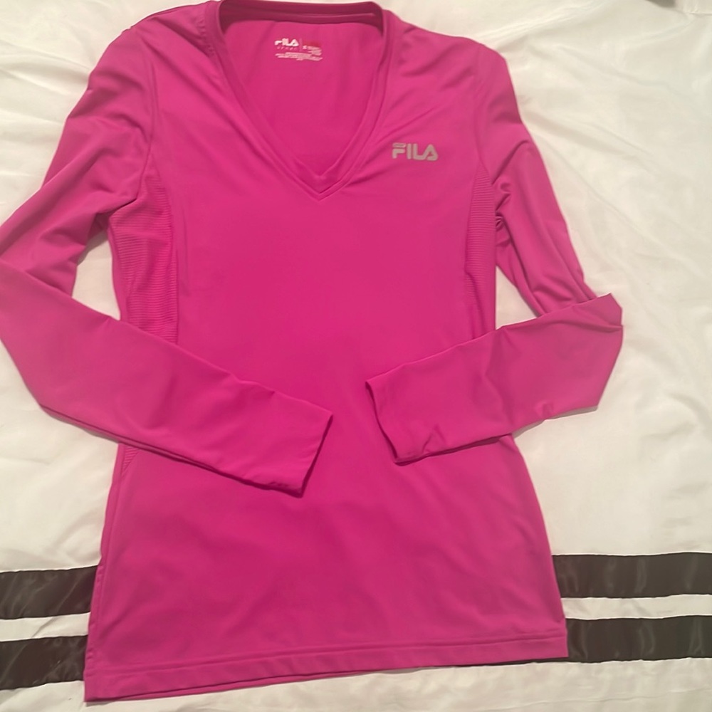 Like new fila long sleeve running shirt XS
